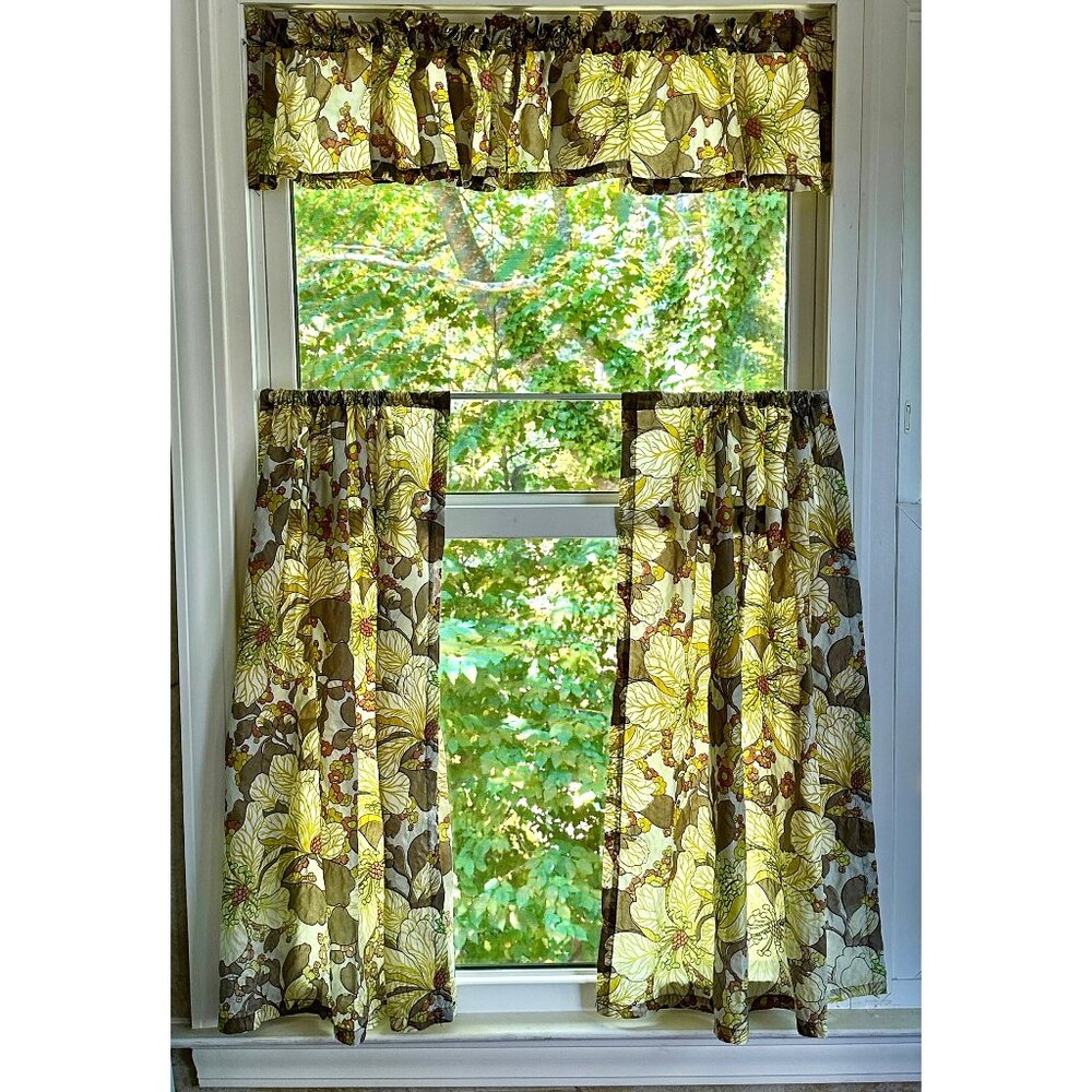 1970s magnolia flowers cafe curtains with valance